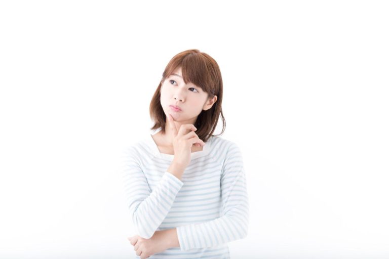小さい羽アリはシロアリ？黒アリ？シロアリだった場合の対処の仕方もご紹介します